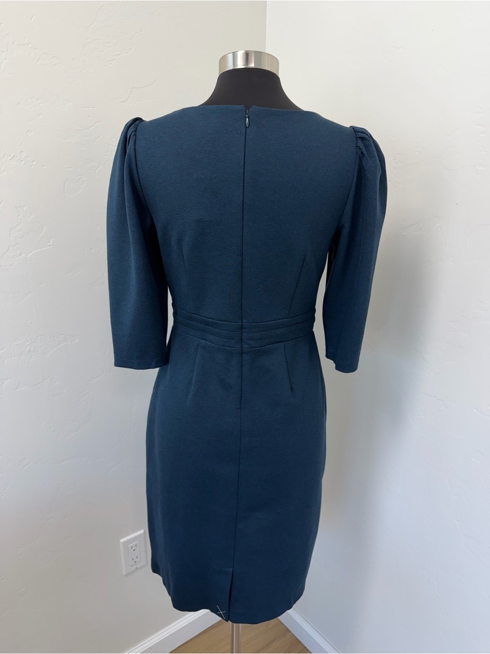 NWT Ann Taylor Dark Teal Sheath with Subtle Waist Hardware Midi Dress Size 8P - Picture 8 of 12